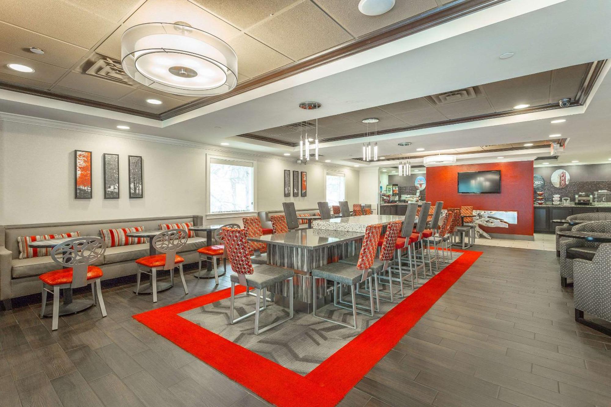 Inn At The Peachtrees, Ascend Hotel Collection アトランタ エクステリア 写真