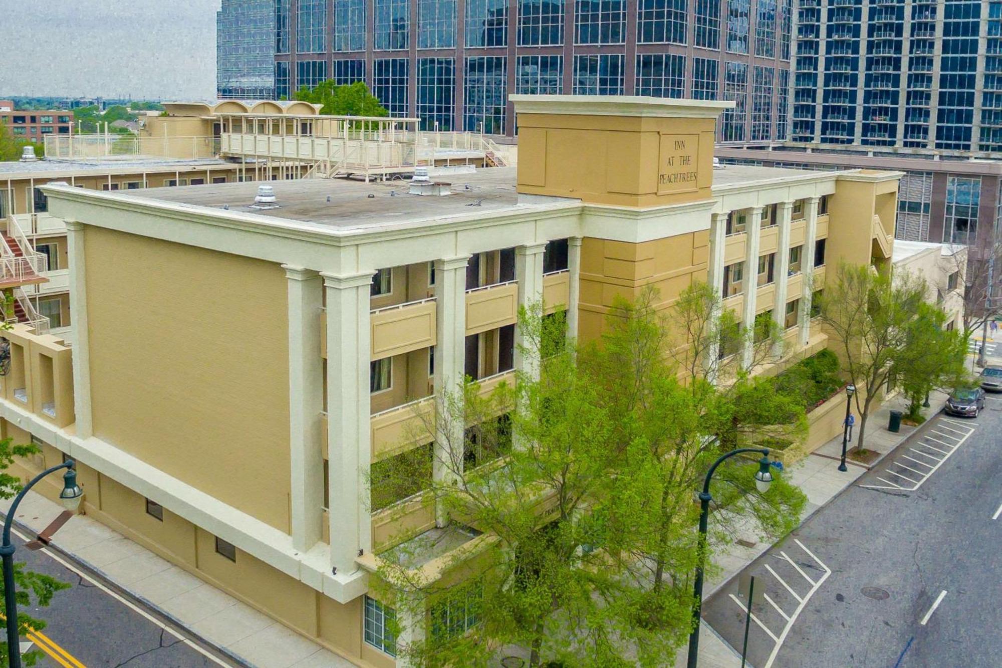 Inn At The Peachtrees, Ascend Hotel Collection アトランタ エクステリア 写真