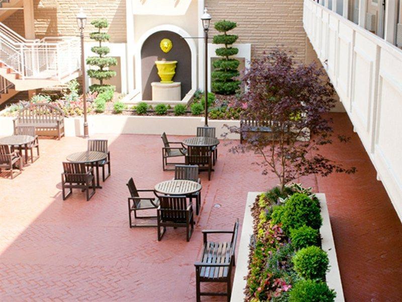Inn At The Peachtrees, Ascend Hotel Collection アトランタ エクステリア 写真