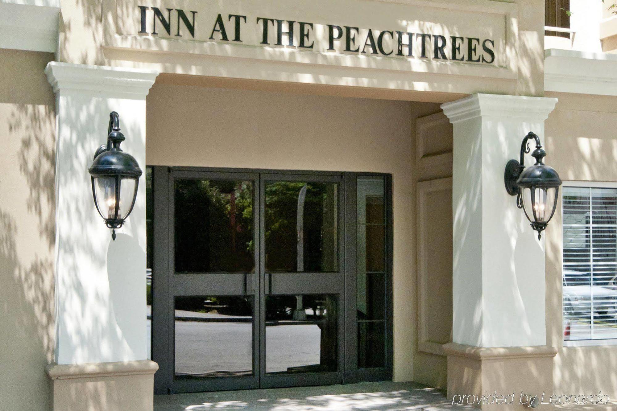 Inn At The Peachtrees, Ascend Hotel Collection アトランタ エクステリア 写真